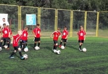 Deschiderea unui mini-stadion cu acoperire artificială.